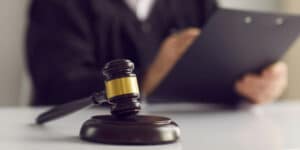 news-judicial-hammer-and-knocker